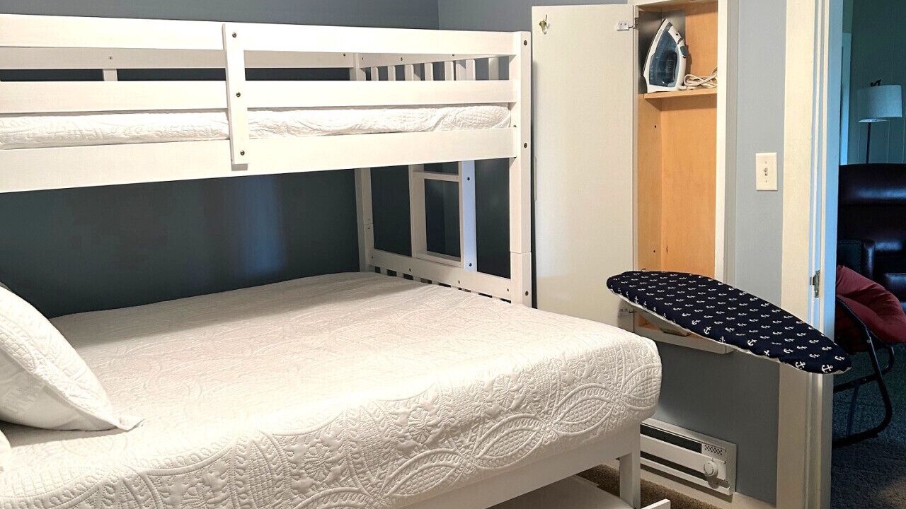 Photo of Bedroom in Gowen