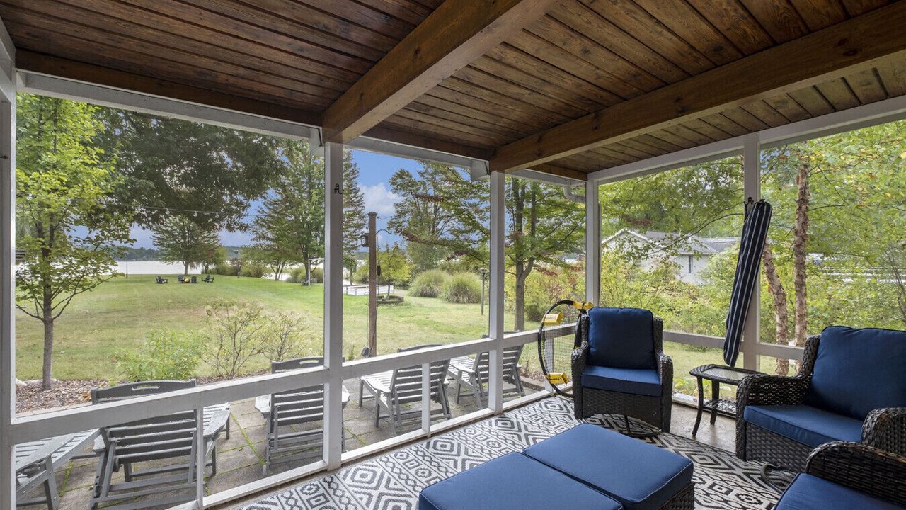 Photo of Patio Balcony in Gowen