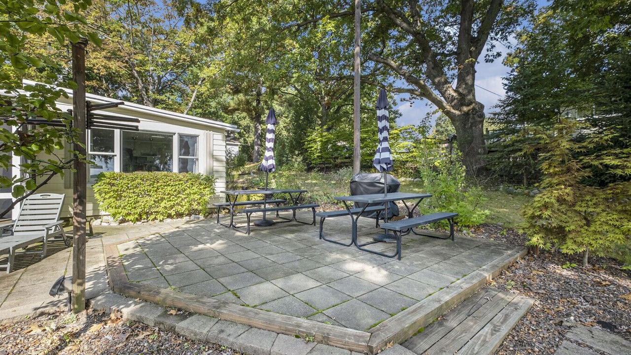 Photo of Outdoor in Gowen