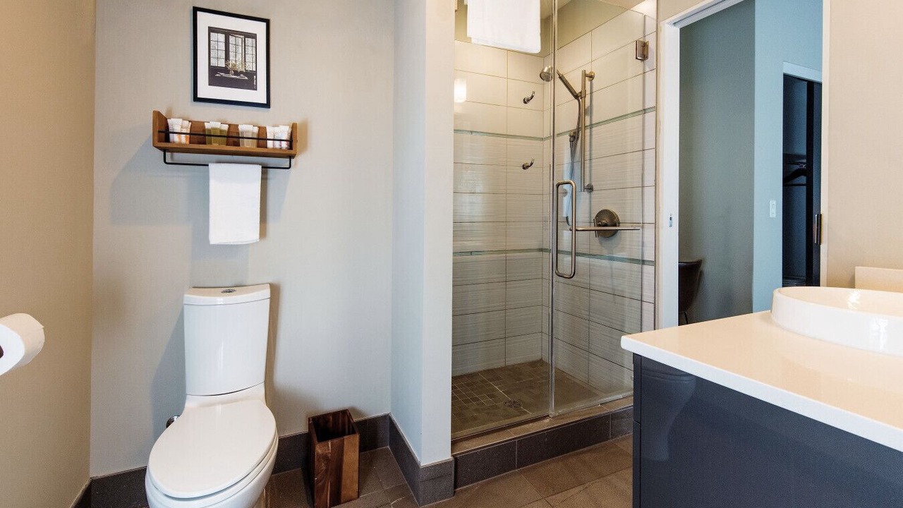 Photo of Bathroom in East Town