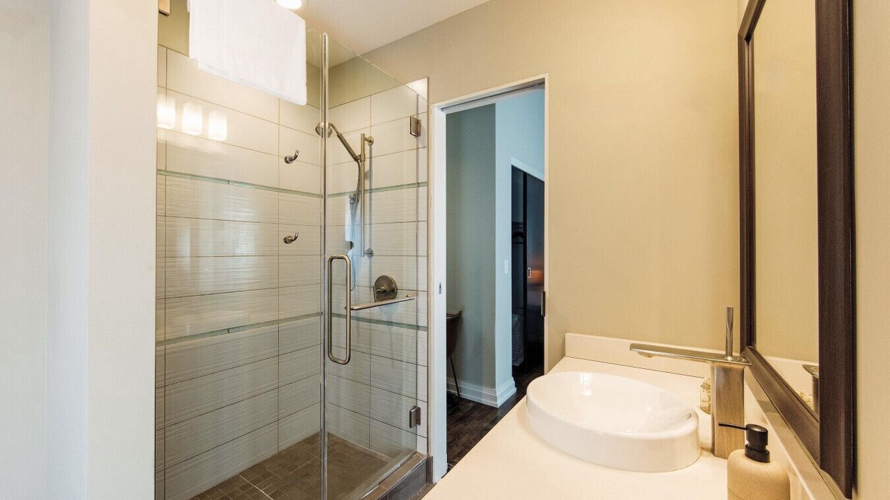 Photo of Bathroom in East Town
