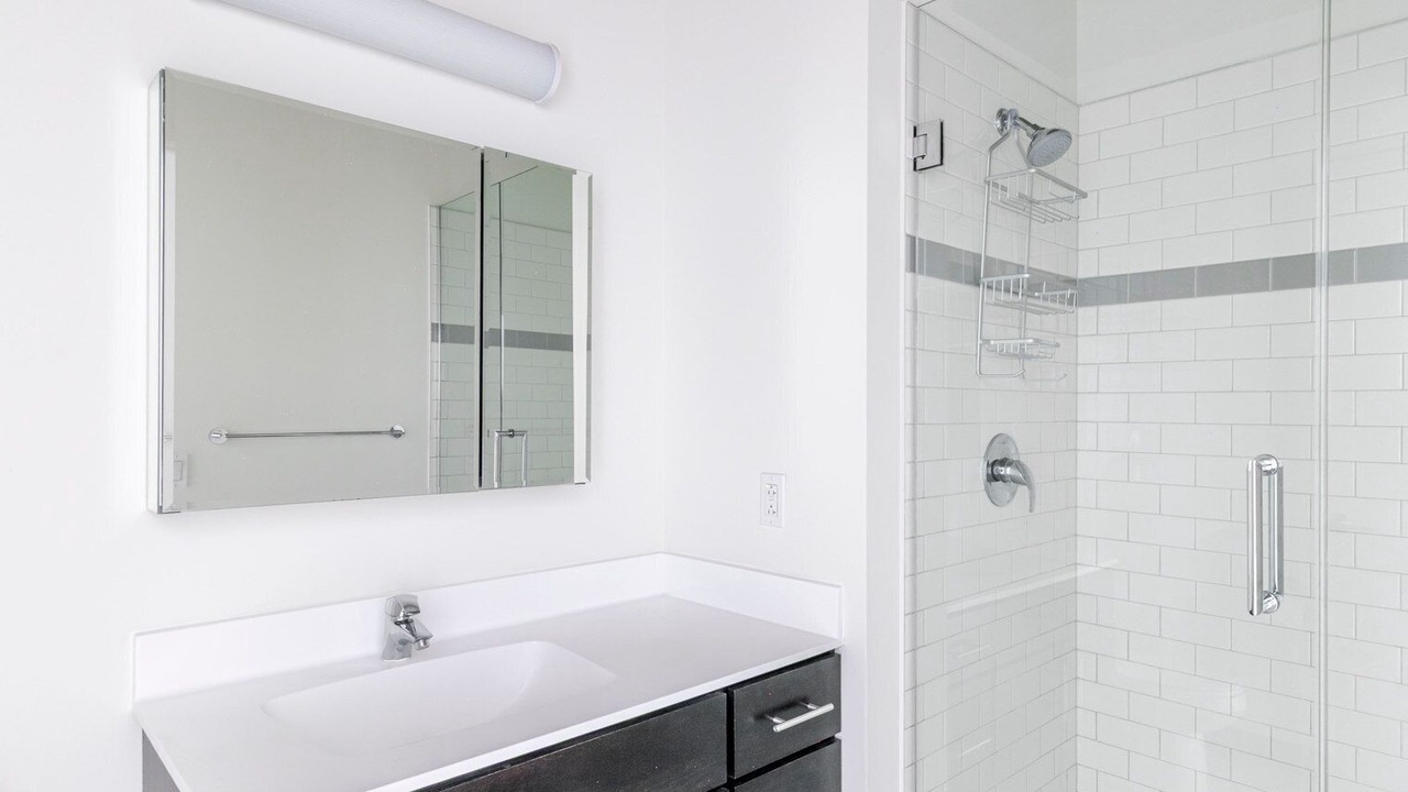 Photo of Bathroom in West Loop Gate