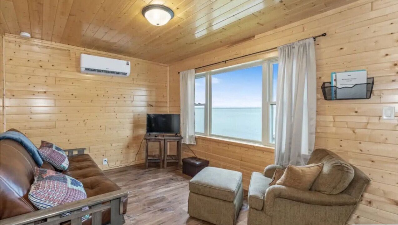 Photo of Livingroom in Phelps