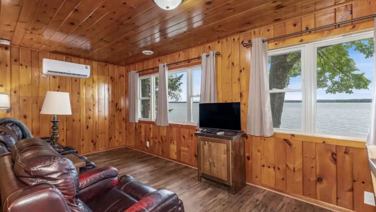 Photo of Livingroom in Phelps