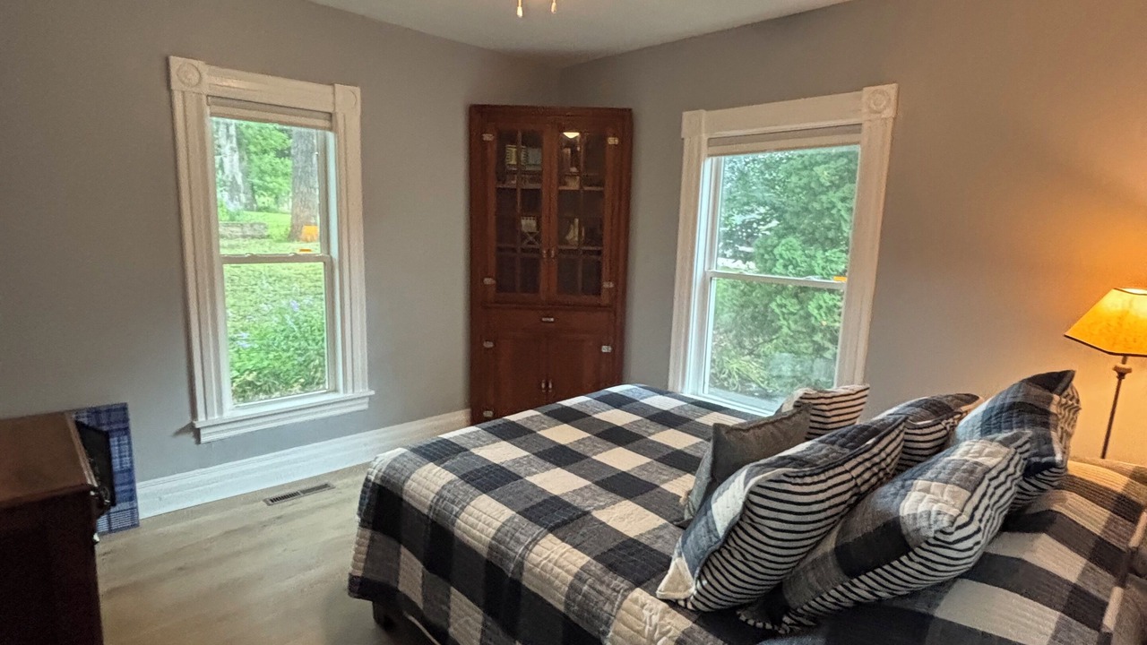Photo of Bedroom in Arnolds Park