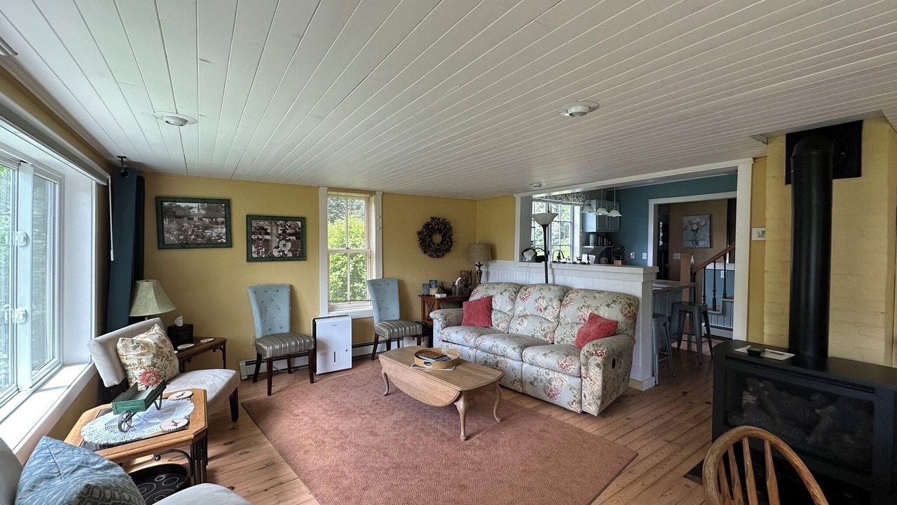 Photo of Livingroom in Michigamme