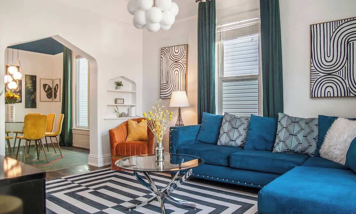 Photo of Livingroom in Southeast Omaha
