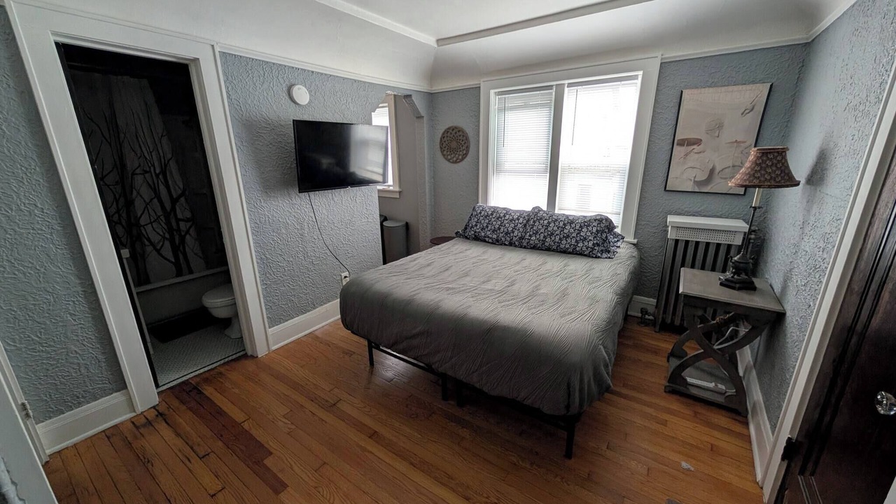Photo of Bedroom in Lower East Side