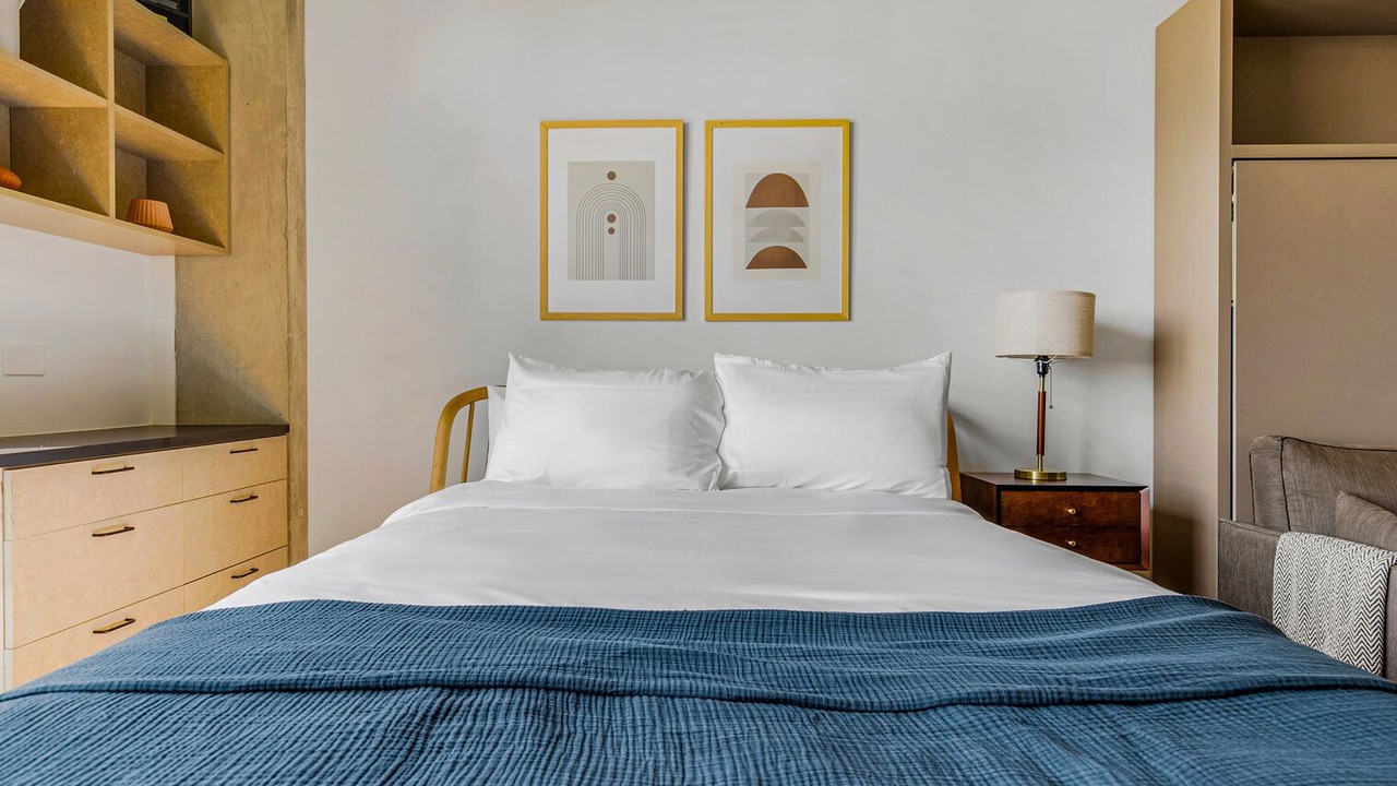 Photo of Bedroom in River North