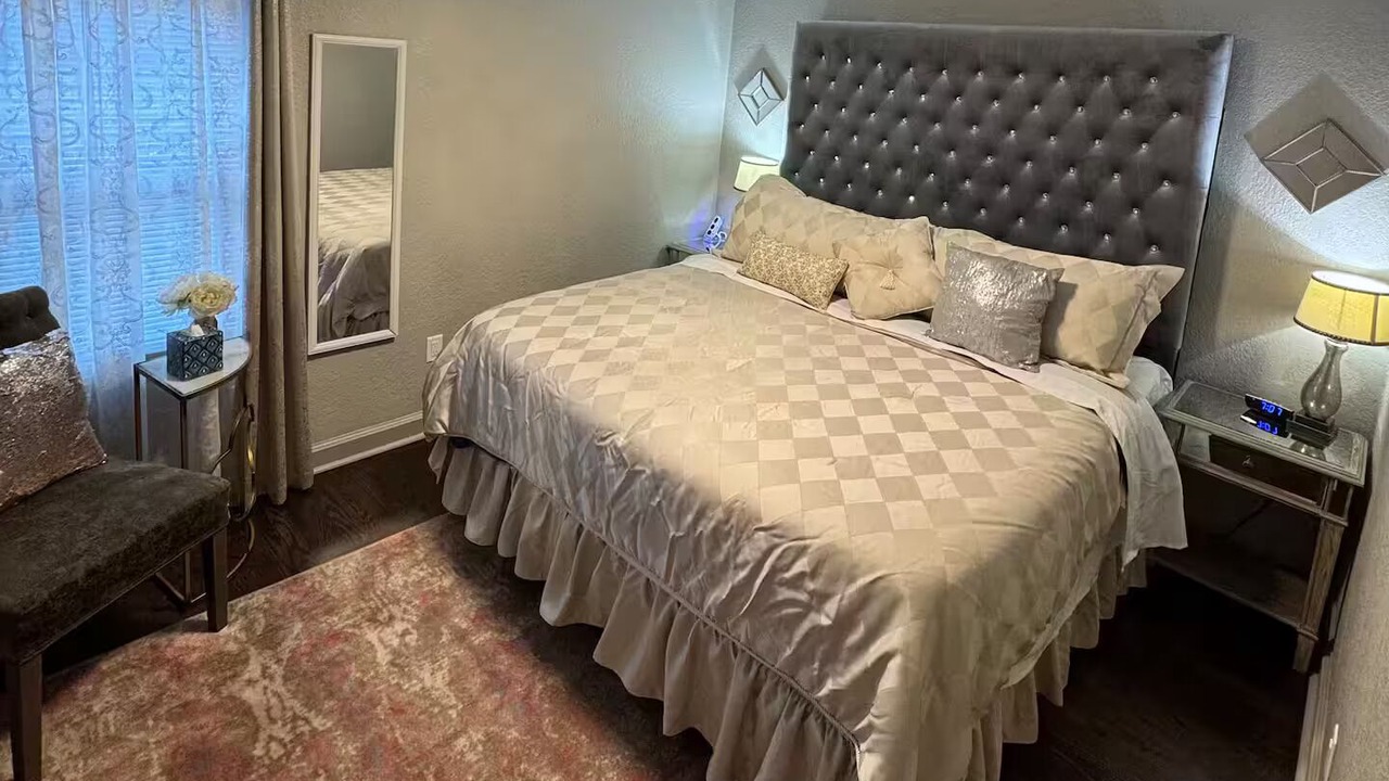 Photo of Bedroom in Glendale