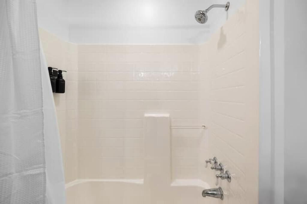 Photo of Bathroom in Marshall