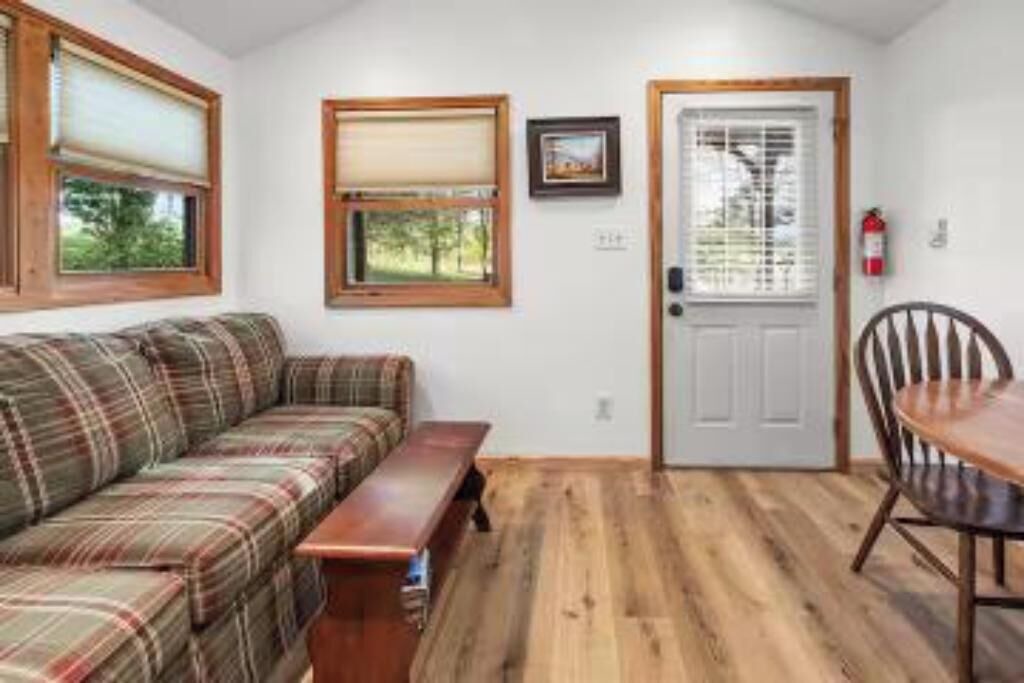 Photo of Livingroom in Marshall