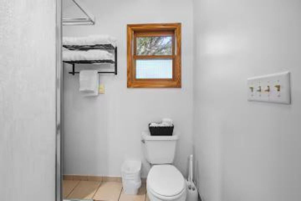 Photo of Bathroom in Marshall