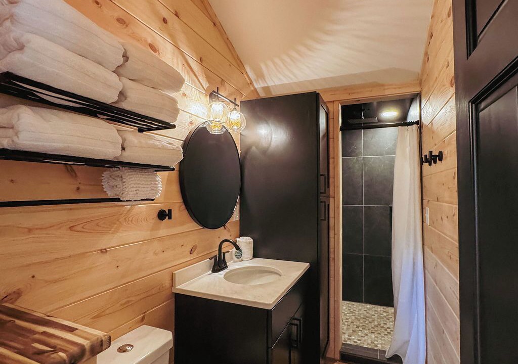 Photo of Bathroom in Marshall
