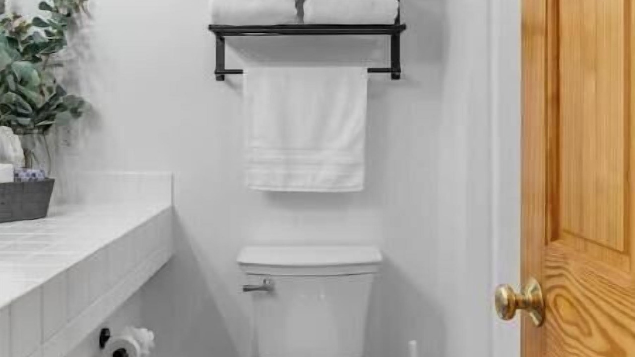 Photo of Bathroom in Marshall