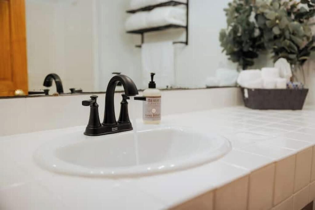 Photo of Bathroom in Marshall