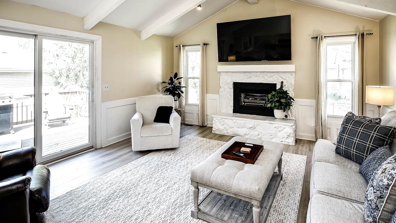 Photo of Livingroom in West Omaha