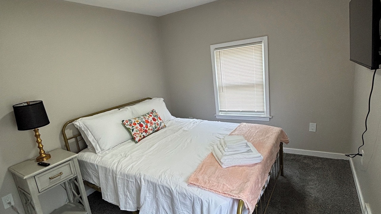 Photo of Bedroom in Detroit