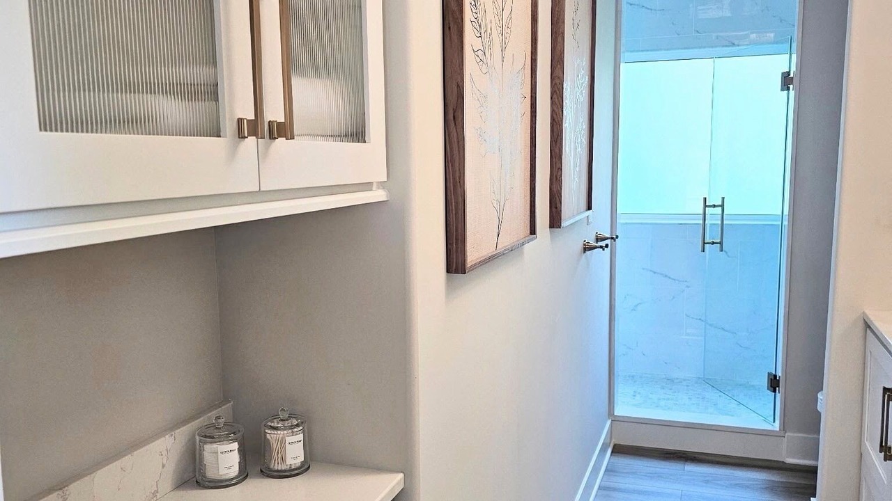 Photo of Bathroom in Panora