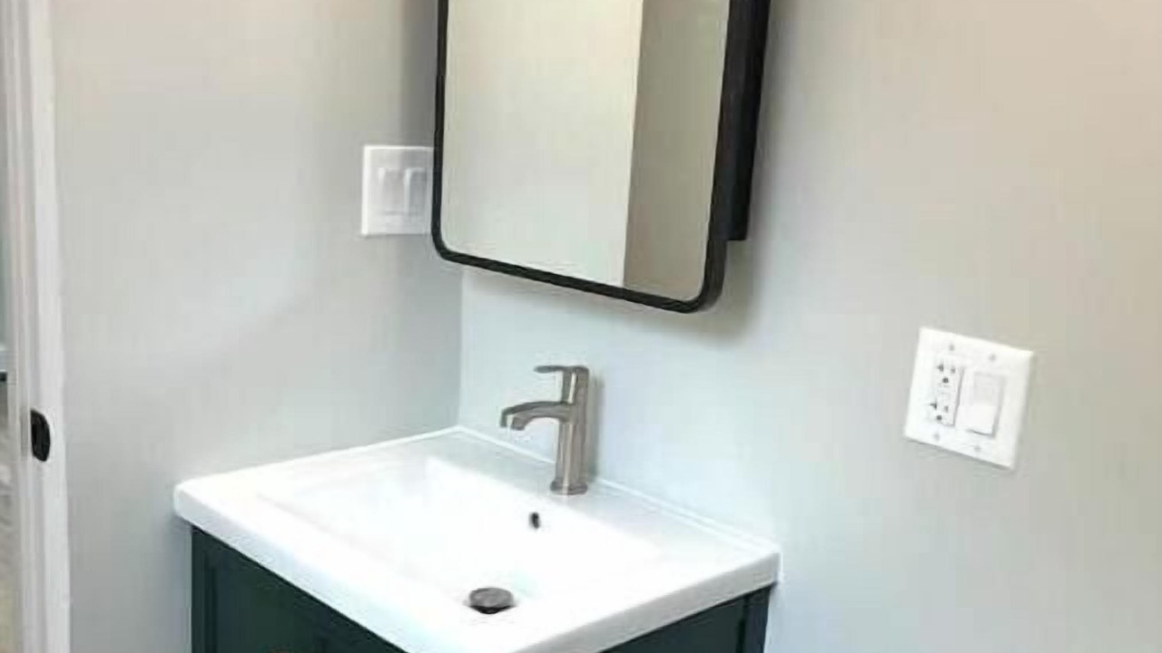Photo of Bathroom in Oak Park