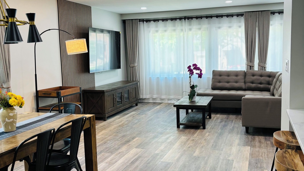 Photo of Livingroom in Oak Park