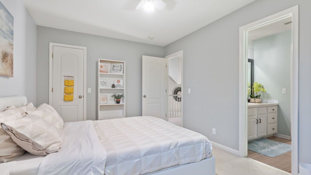 Photo of Bedroom in Bellevue
