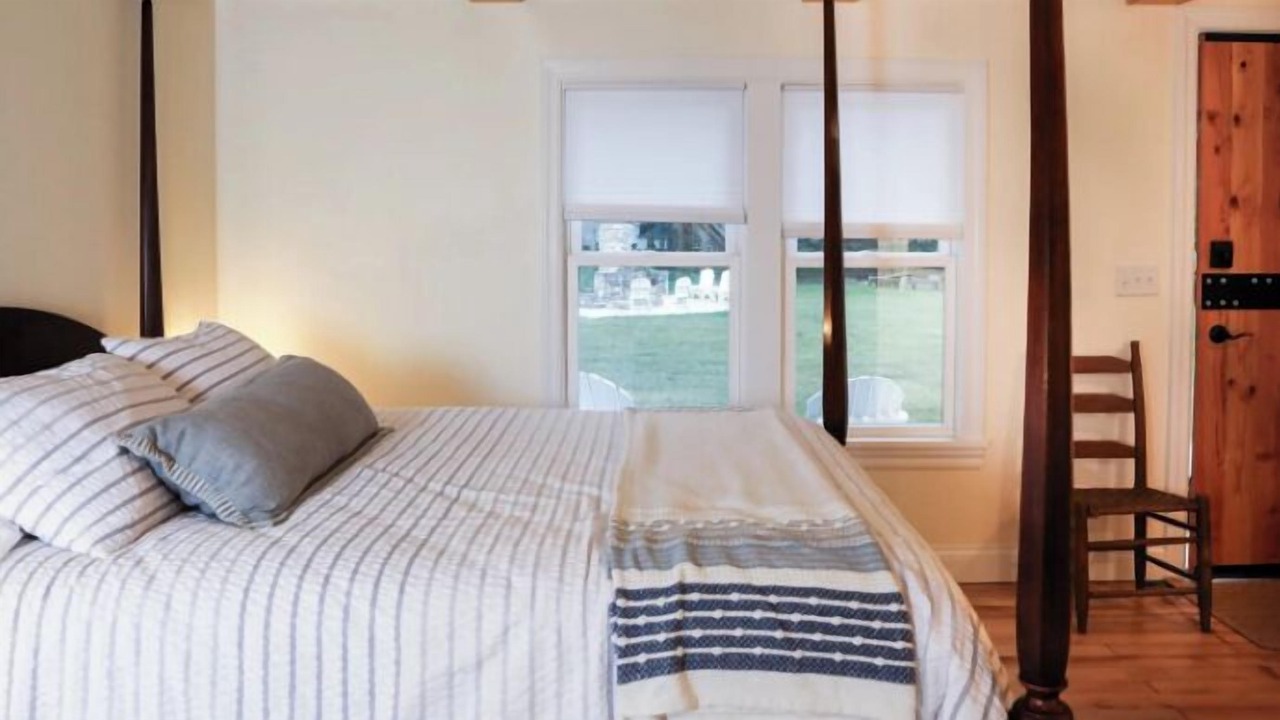 Photo of Bedroom in Ellison Bay