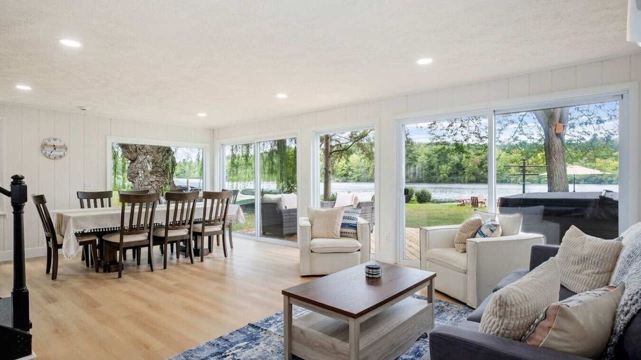 Photo of Livingroom in Greenville