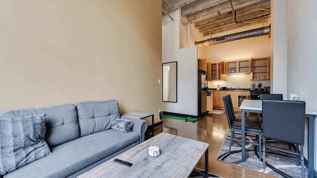 Photo of Livingroom in West Loop