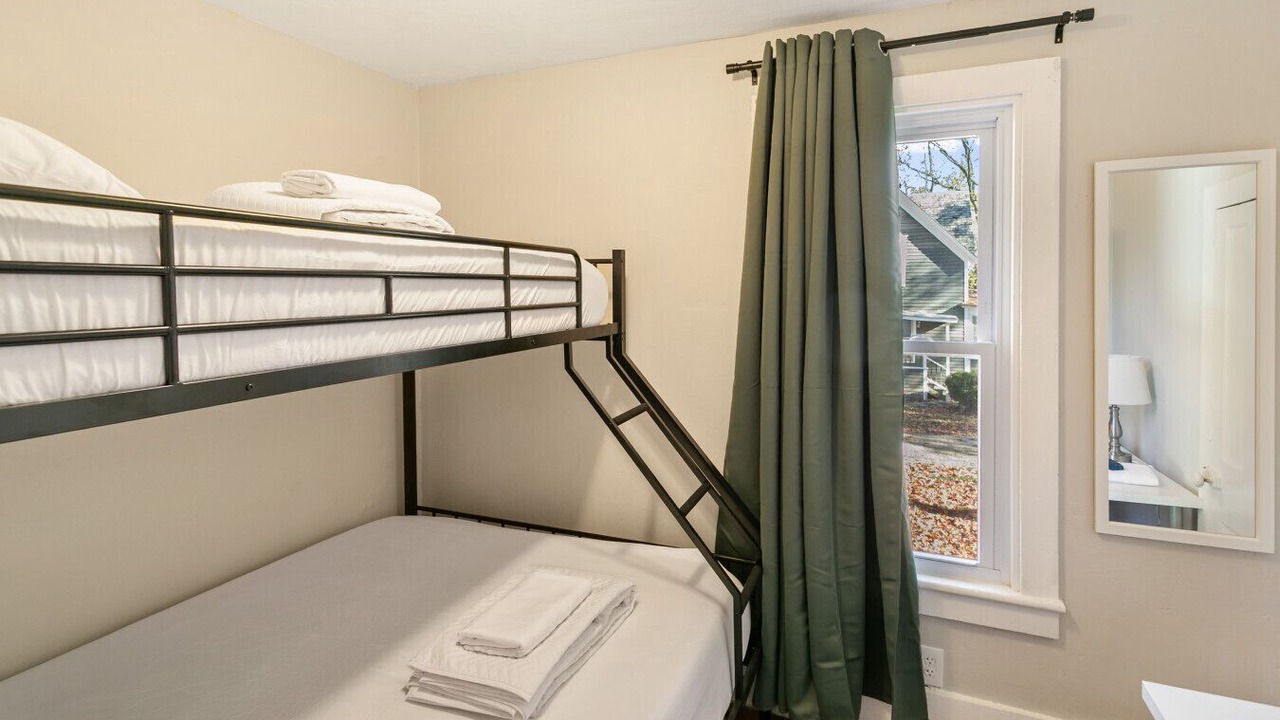 Photo of Bedroom in Libertyville