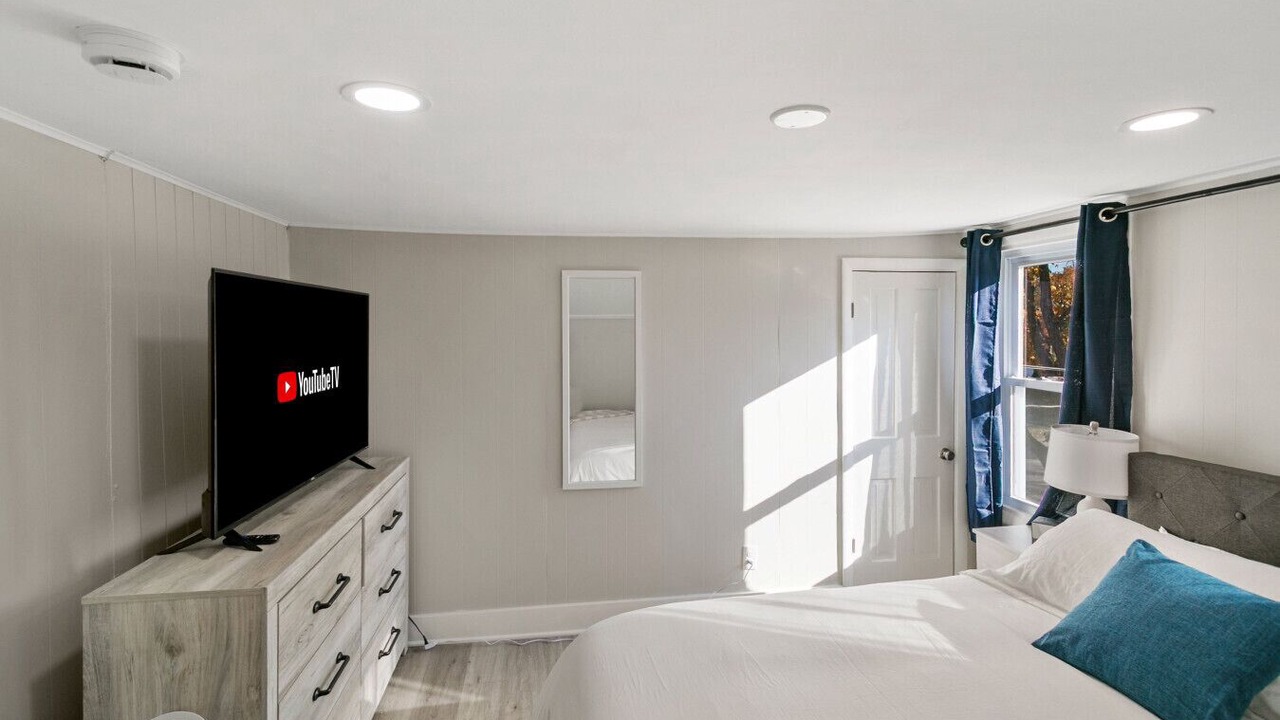 Photo of Bedroom in Libertyville