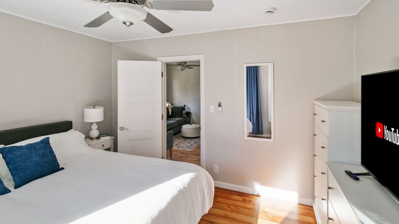 Photo of Bedroom in Libertyville