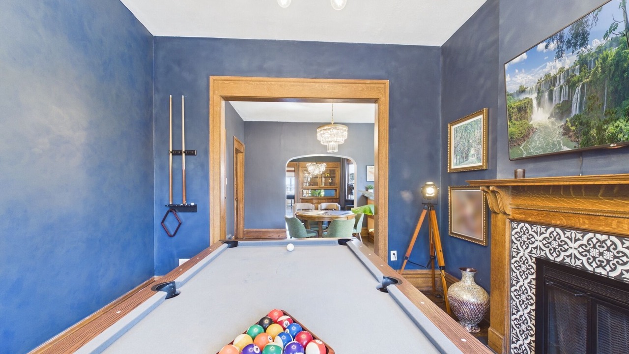 Photo of Bedroom in Wrigleyville
