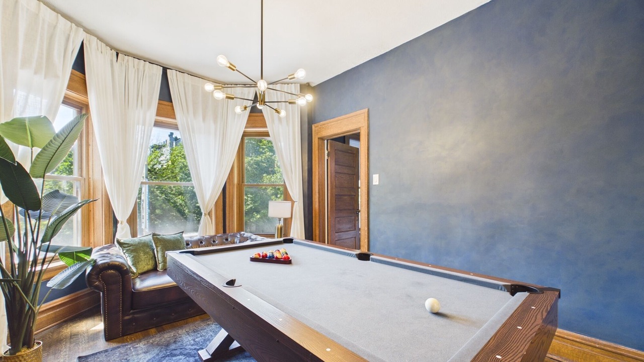Photo of Bedroom in Wrigleyville