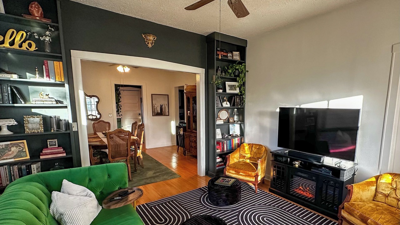 Photo of Livingroom in Irving Park