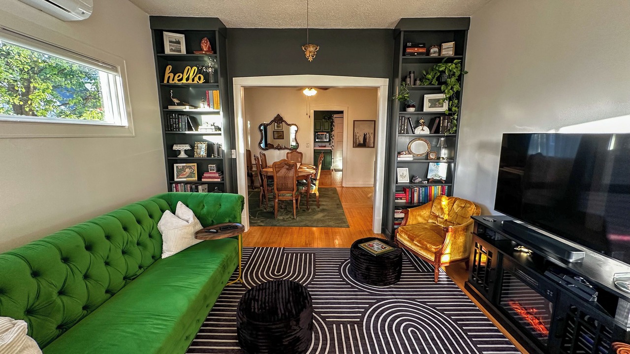 Photo of Livingroom in Irving Park