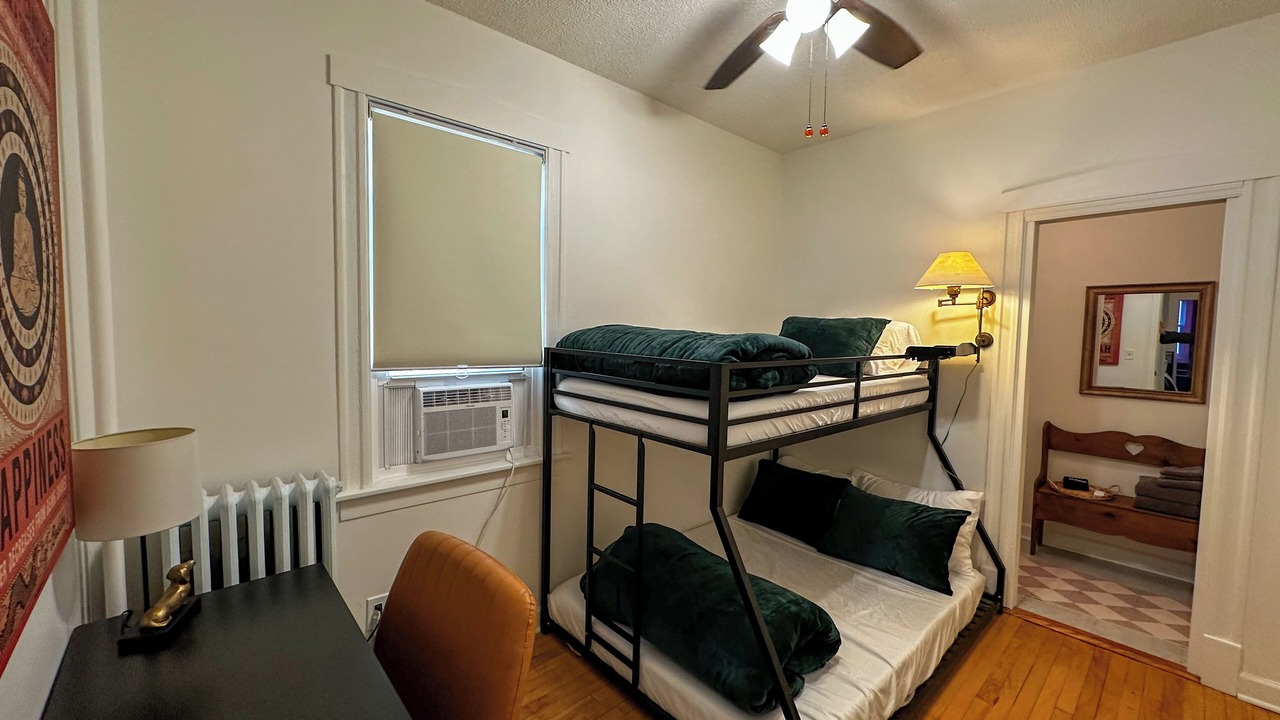 Photo of Bedroom in Irving Park