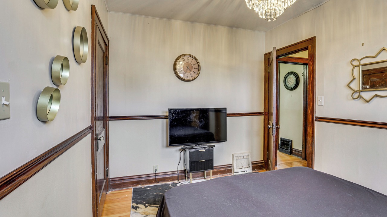 Photo of Bedroom in Dubuque
