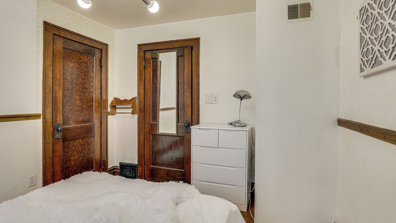Photo of Bedroom in Dubuque