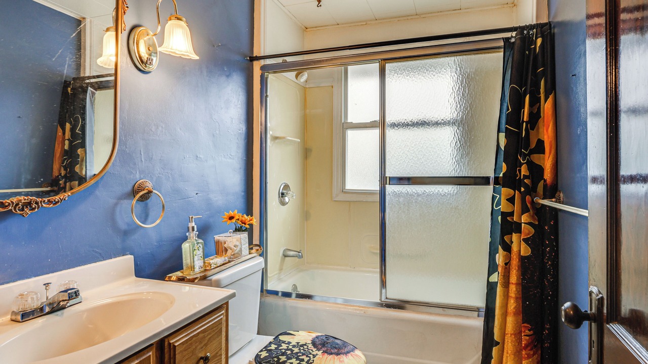 Photo of Bathroom in Dubuque