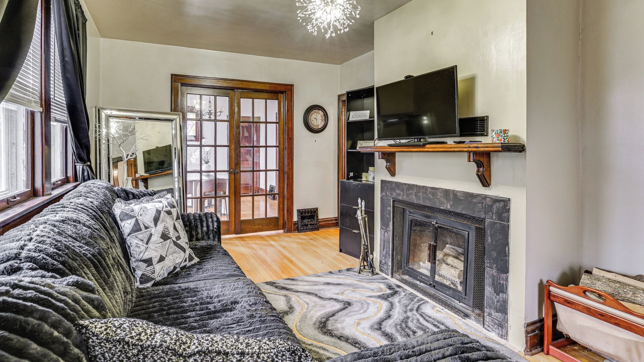 Photo of Livingroom in Dubuque