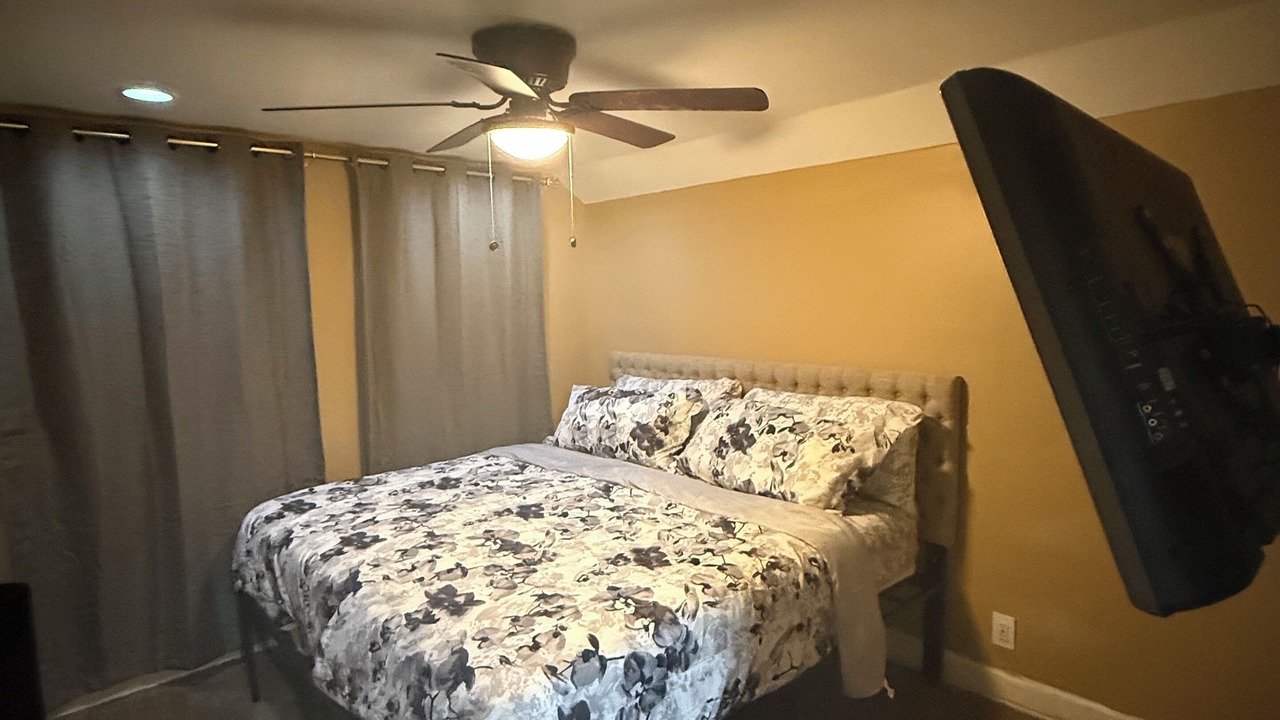 Photo of Bedroom in Detroit