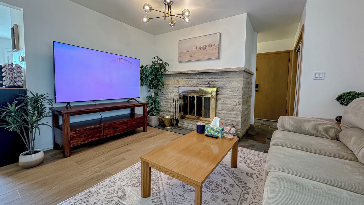 Photo of Livingroom in Wauwatosa