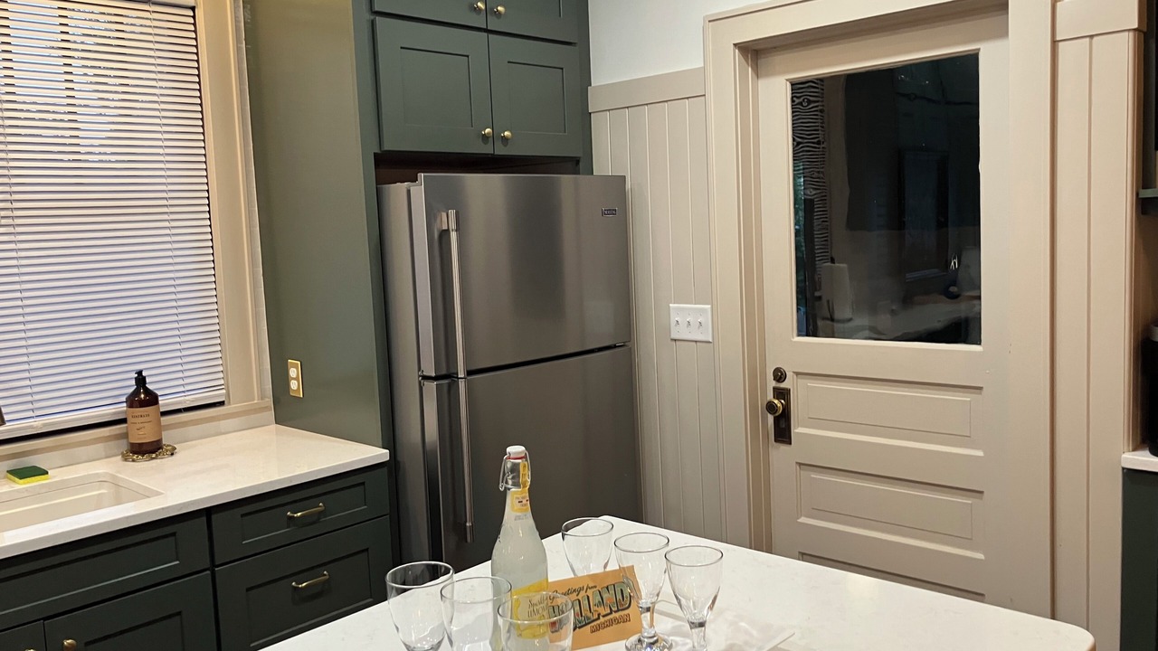Photo of Kitchen in Holland Historic District