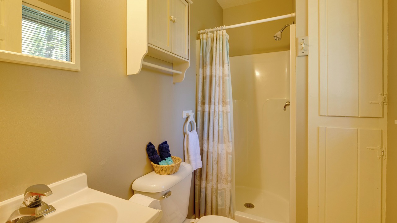 Photo of Bathroom in Mayfield