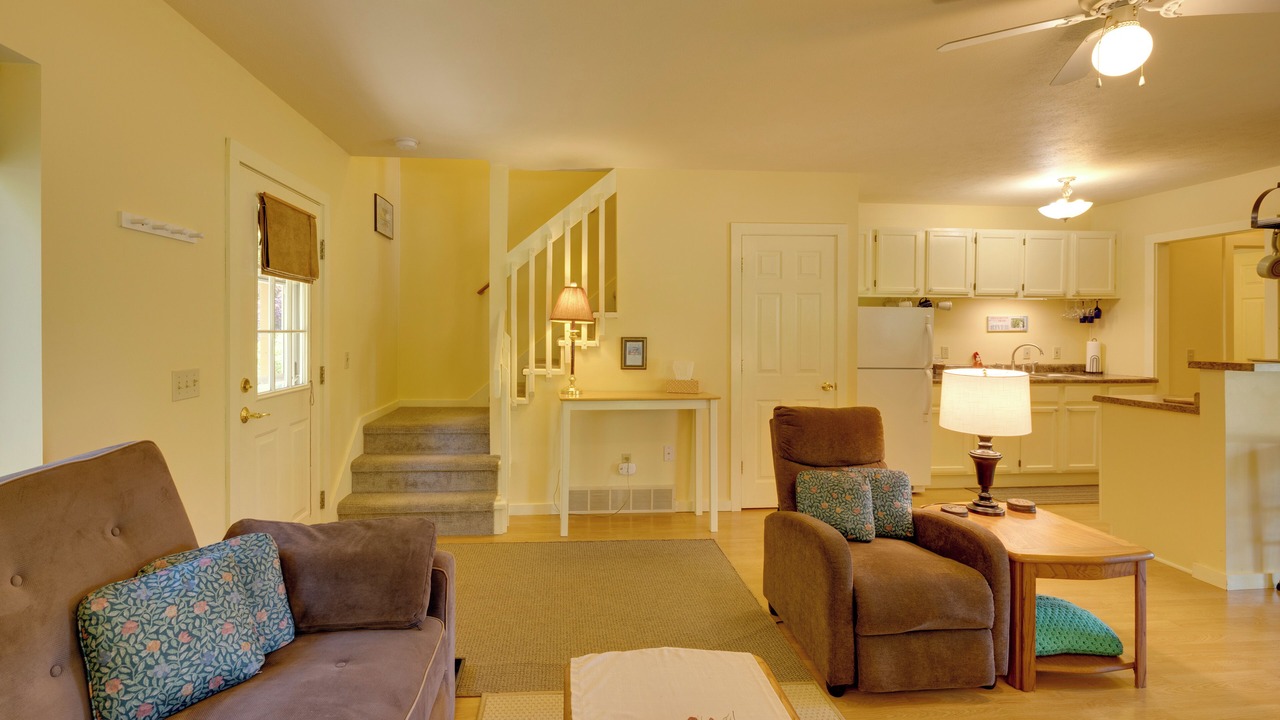 Photo of Livingroom in Mayfield