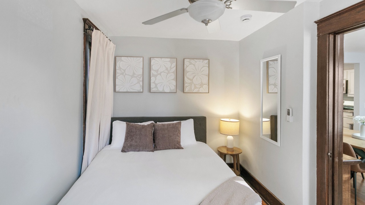 Photo of Bedroom in Libertyville
