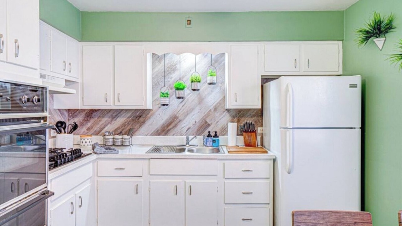 Photo of Kitchen in Elmwood Park