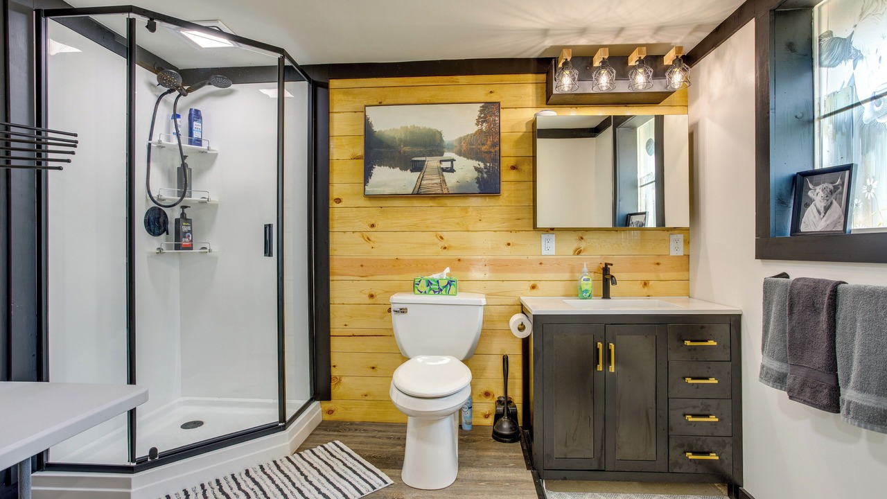 Photo of Bathroom in Gerlaw