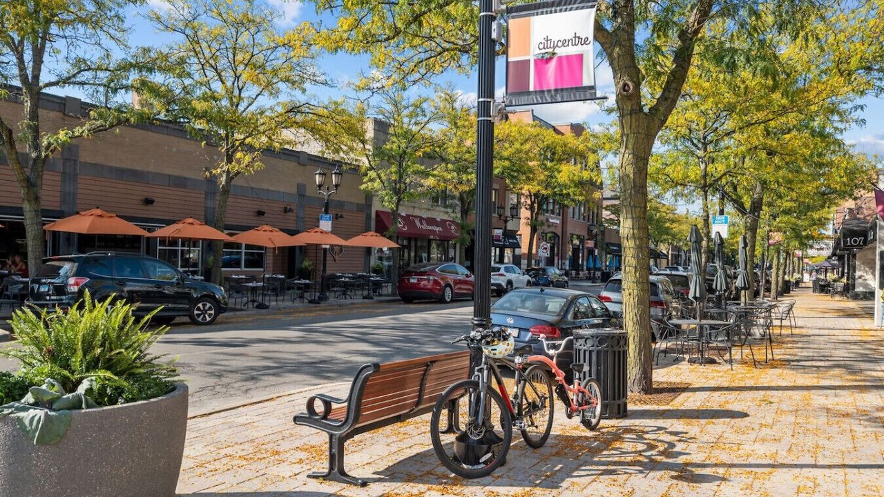 Photo of Others in Elmhurst